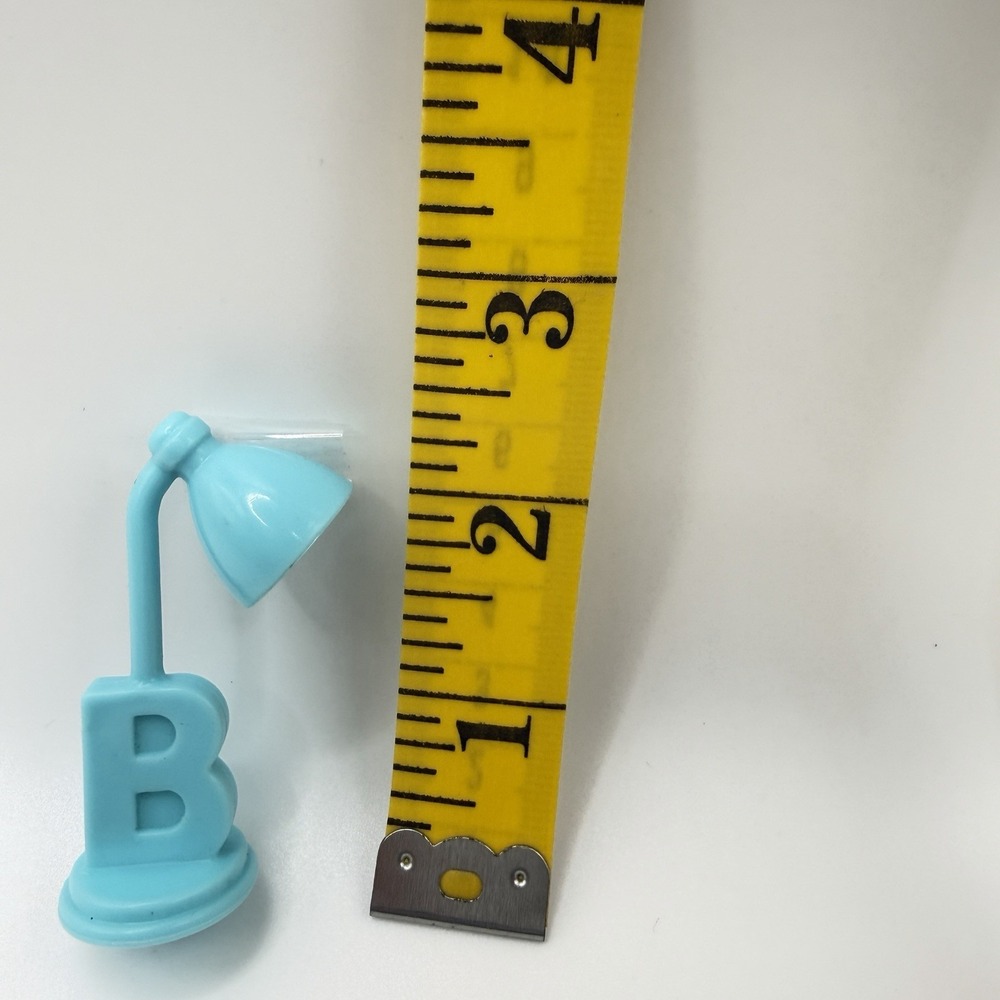 Replacement Blue  "B" desk lamp for the 2021 Mattel Barbie Playset - Picture 4 of 9